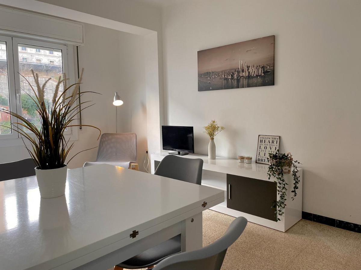 Apartamento Estacion De Portbou Ngoại thất bức ảnh