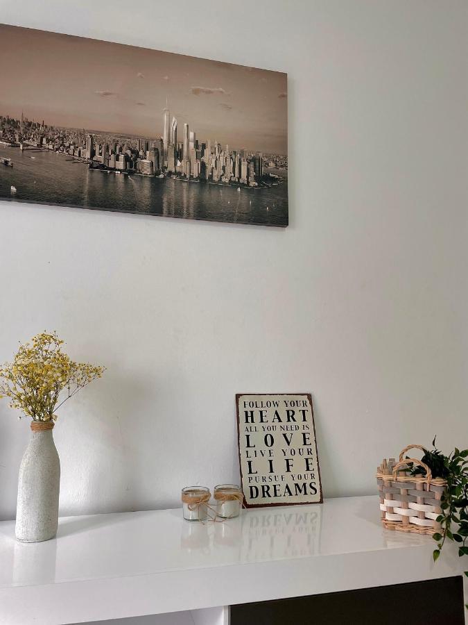 Apartamento Estacion De Portbou Ngoại thất bức ảnh